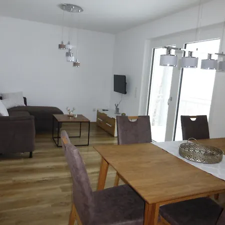 Fränkische Linie - Radspitz-ferienwohnungen * Marktrodach